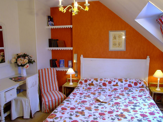 Bedroom 4, Logis Hôtel de France et des Fuchsias, Dordogne