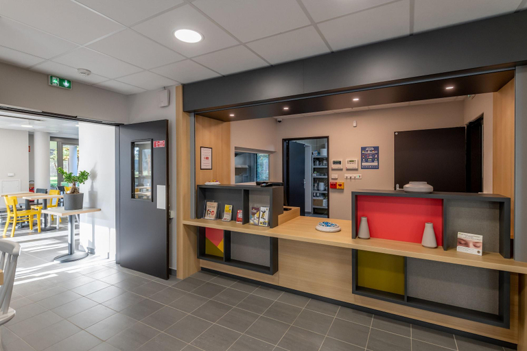 Public Area 2, B&B HOTEL Bordeaux Langon, Gironde