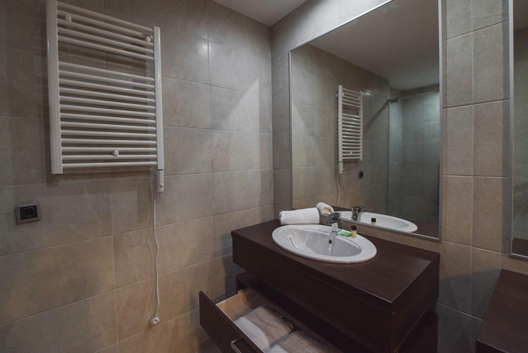 Bathroom 5, Silver Mountain Resort & SPA, Brasov