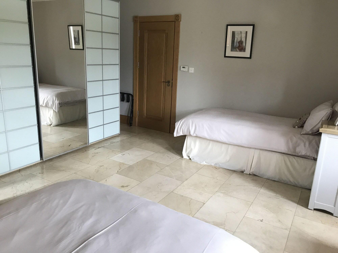 Bedroom 4, Park View