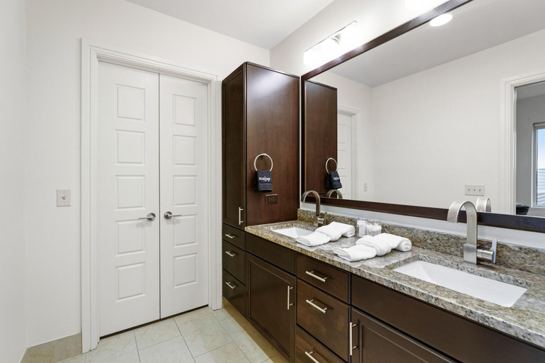Bathroom 5, Kasa Lady Bird Lake Austin, Travis