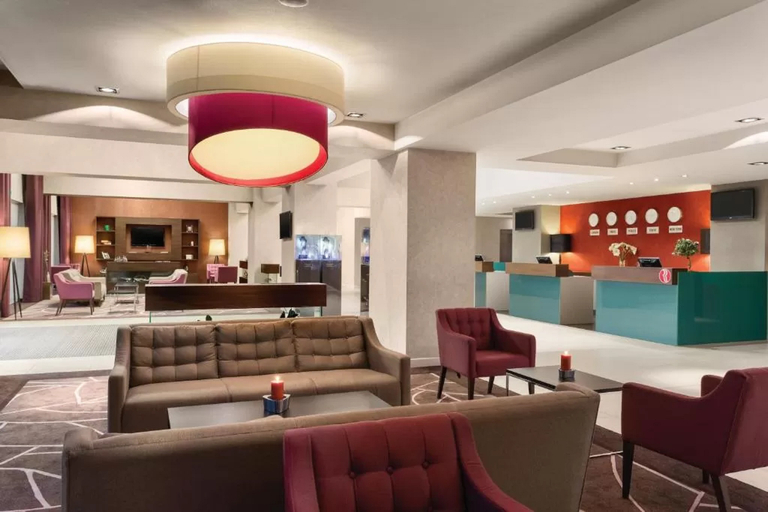 Public Area, Ramada by Wyndham Pitesti, Pitesti