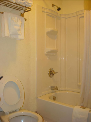 Bathroom 3, Relax Inn, Chatham