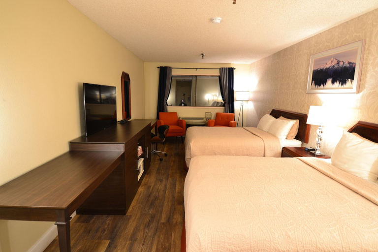 Bedroom 3, Hotel International, Snohomish