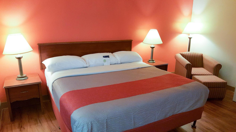 Bedroom 5, Motel 6 Maryland Heights, MO, Saint Louis