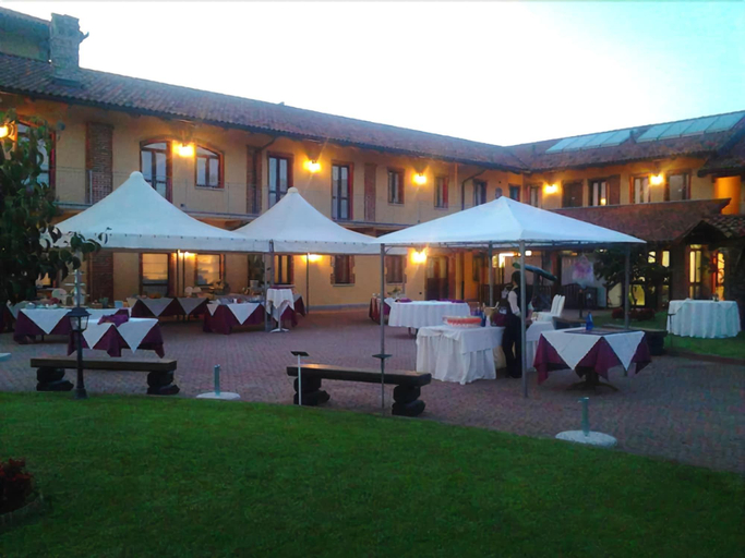 Public Area, Tenuta Canta, Torino