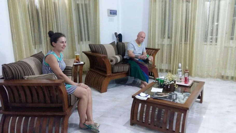 Public Area, White House, Ja-Ela