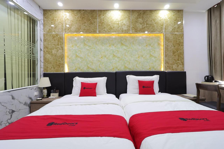 Bedroom 3, RedDoorz Plus Vienna Hotel, Binh Tan
