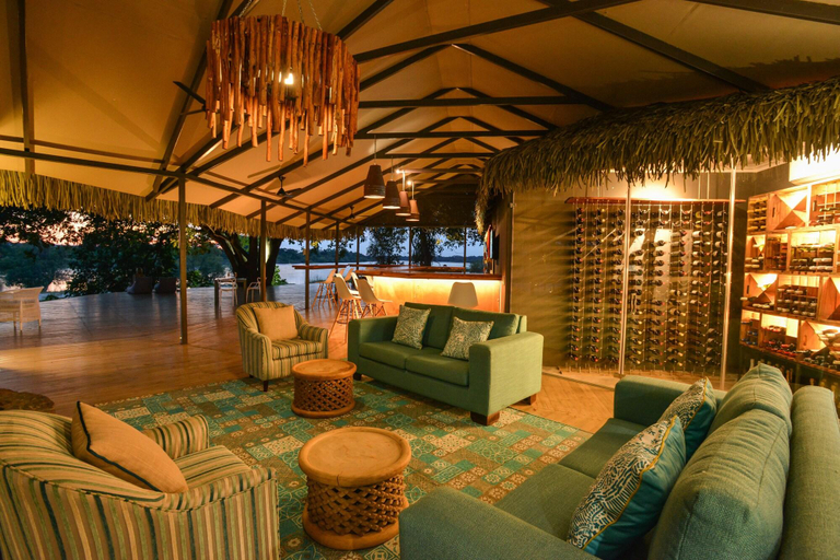 Public Area 3, Chundu Island, Livingstone