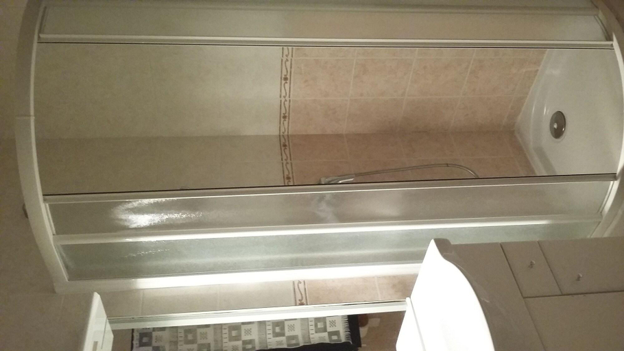 Bathroom 5, Auberge de l'Europe, Isère