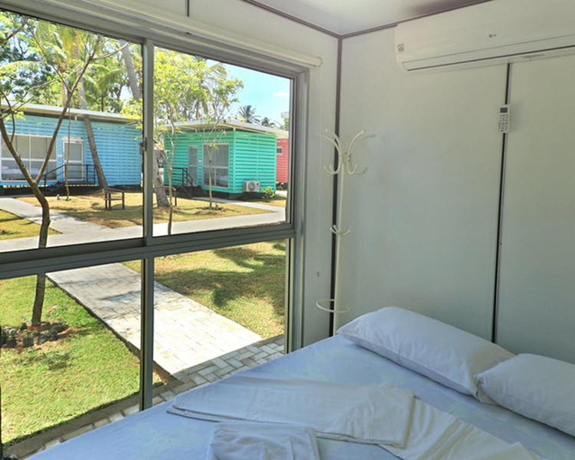 Bedroom 2, Arugambay PodBay, Pothuvil