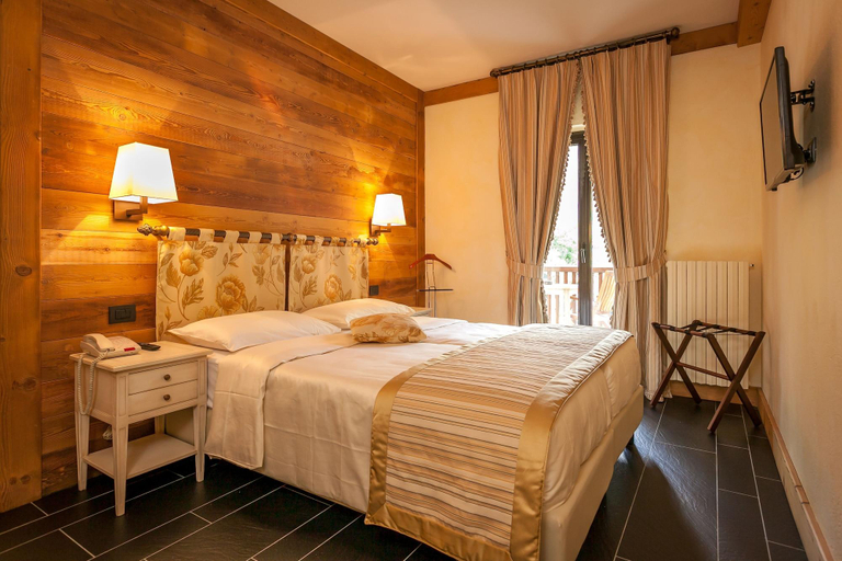 Bedroom 2, Hotel Lo Scoiattolo, Aosta