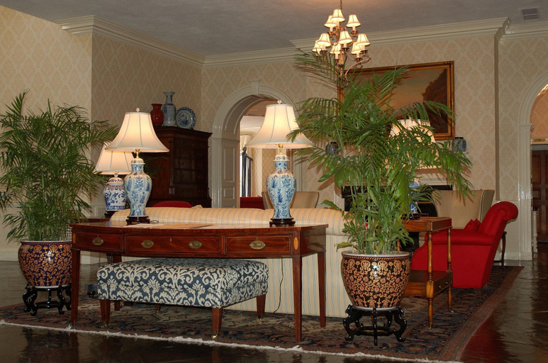 Public Area 2, The Tidewater Inn, Talbot