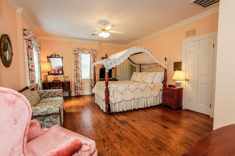 Bedroom 3, The Virginia Cliffe Inn, Henrico