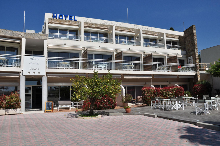 Exterior & Views 2, Hotel Le Grand Pavois, Var