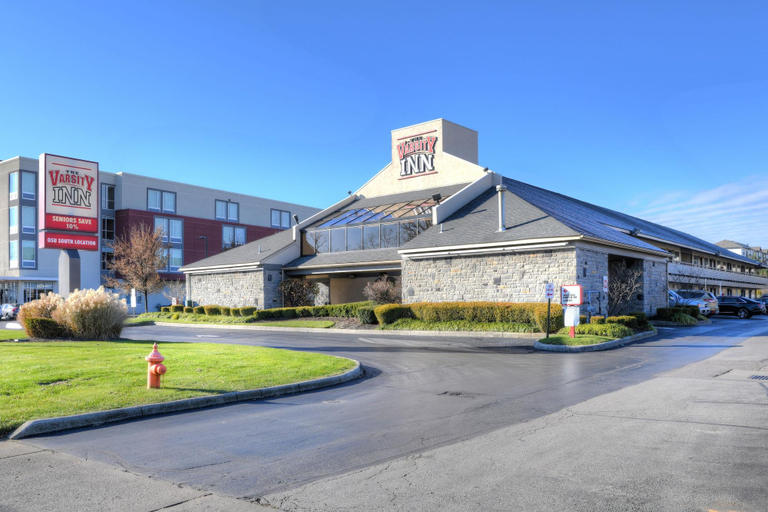 Exterior & Views 2, Olentangy Motor Inn, Franklin