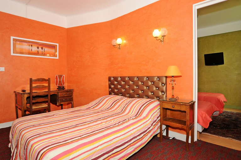 Bedroom 3, Logis Hôtel le Robinson, Vendée