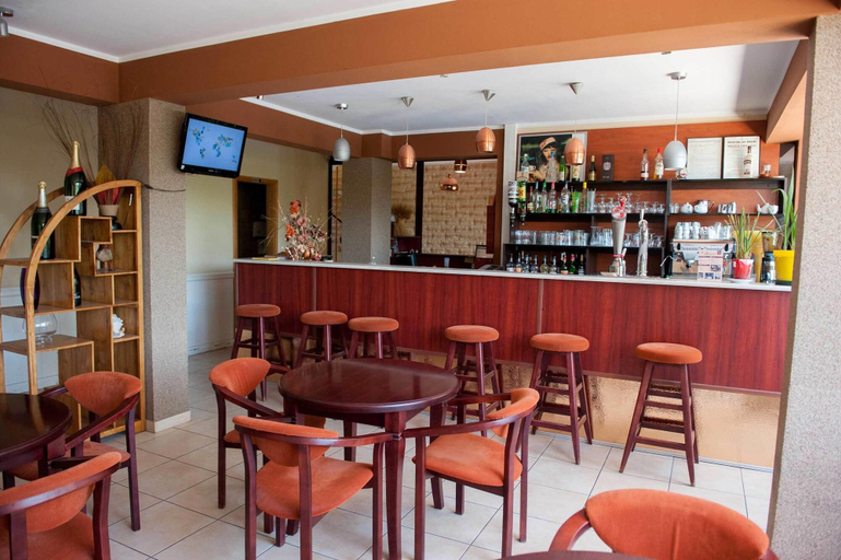 Food & Drinks 2, Hotel Restaurant Rive Gauche, Haute-Vienne