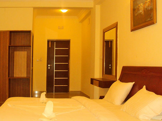 La Flora Hotel Hill Breeze Yelagiri, Vellore