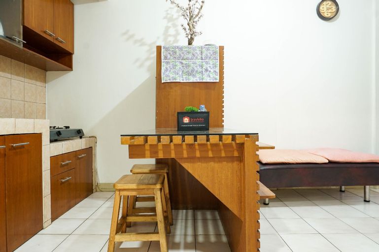 Homey 2BR Mediterania Palace Apartment By Travelio, Jakarta Pusat