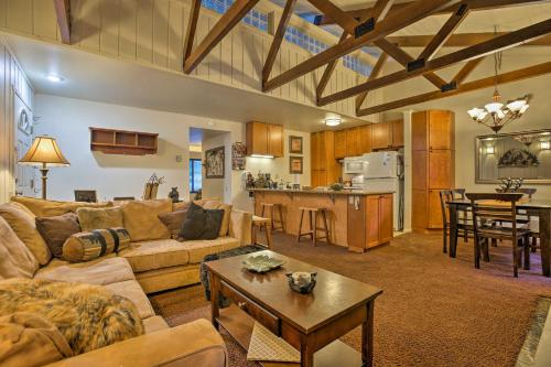 Ski Retreat Condo, 5 Min to Mammoth Mountain Lift!, Mono