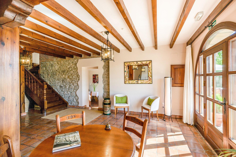 Public Area 3, Posada Lunada, Cantabria