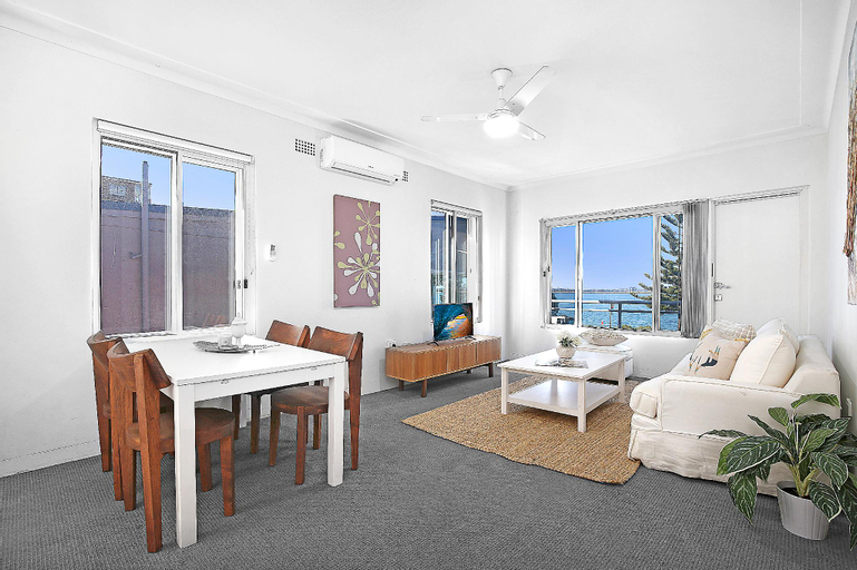  #7 Ocean View South Pacific Apartment, Rockdale