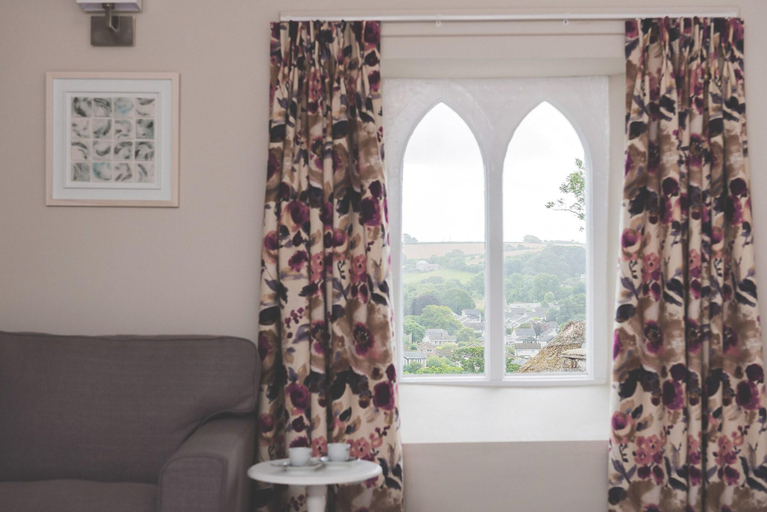 Public Area, Rose & Crown, Devon