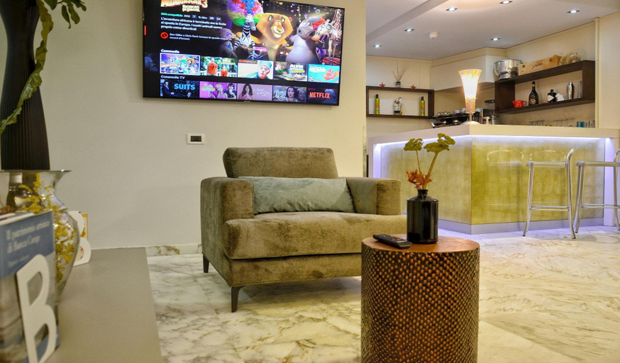 Public Area 2, Hotel Tiffany, Massa Carrara
