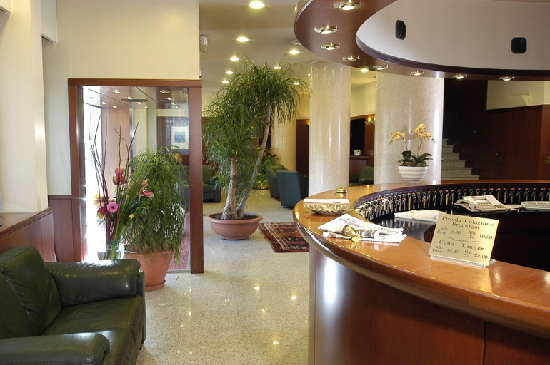 Public Area 3, Hotel Excelsior Magenta, Milano