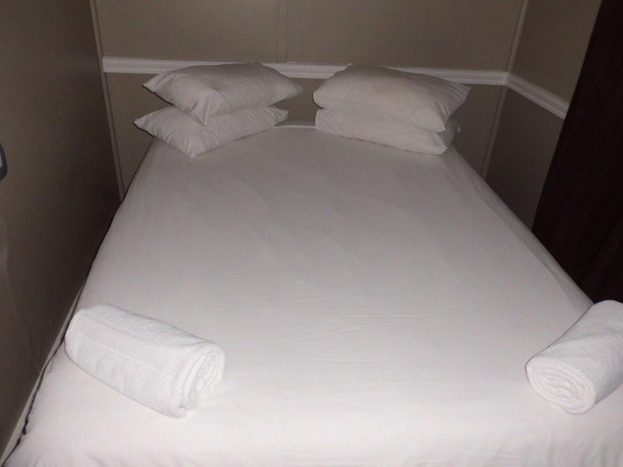 Bedroom 3, Bains Lodge, Mangaung