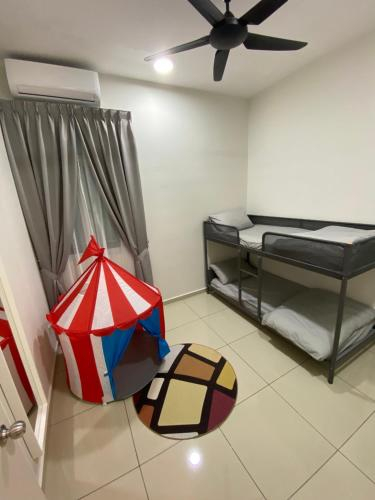 Pomelo Homestay Parkland Residence Poolview, Malacca City