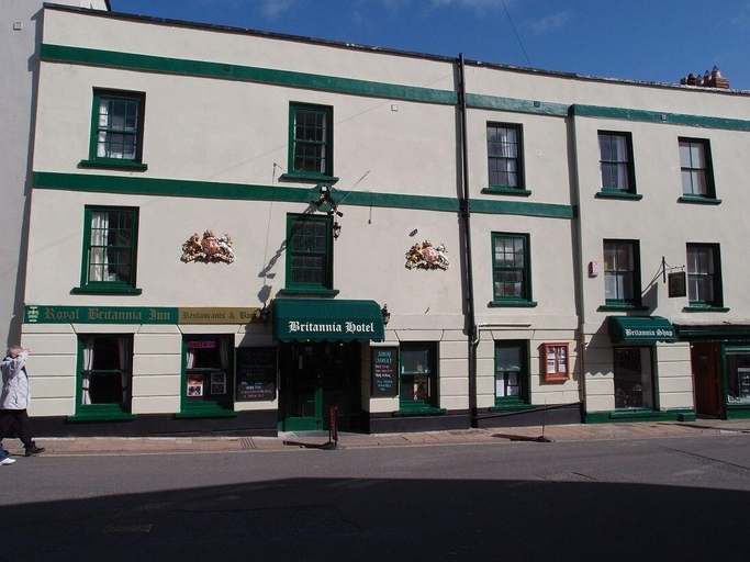 Exterior & Views 2, The Royal Britannia, Devon