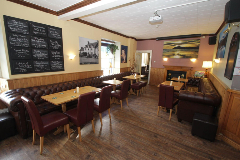 Food & Drinks 5, Lion Hotel and Studio Apartments, Gwynedd