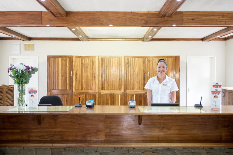 Public Area 4, Arebbusch Travel Lodge, Windhoek West