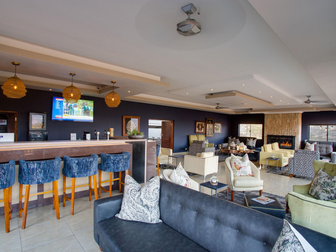 Public Area 3, Shepherd's Tree Game Lodge, Bojanala