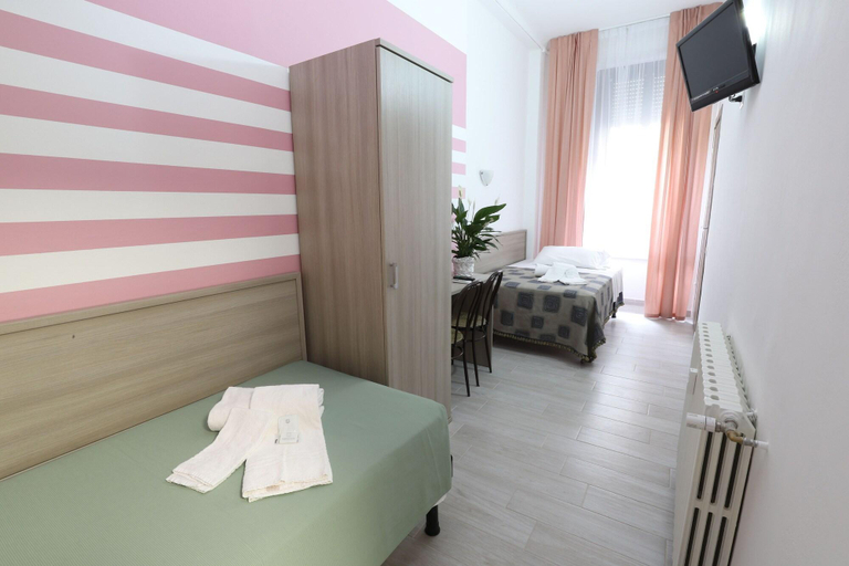 Bedroom 4, Hotel Leonardo da Vinci, Milano