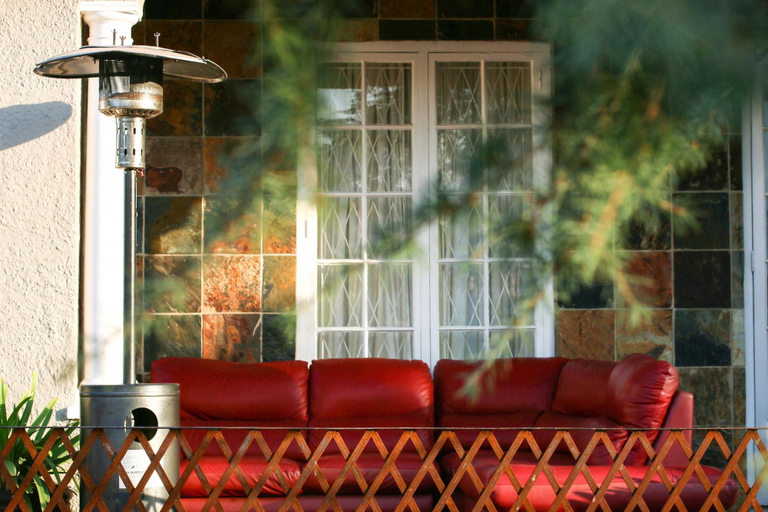 Public Area, New England Guest House, Umgungundlovu