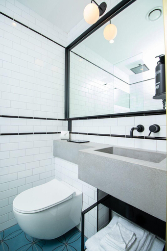 Bathroom 4, The Devlin Dublin, Dublin