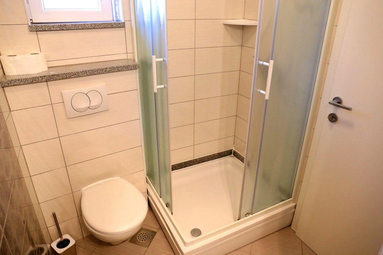 Bathroom 4, Apartments Nikolla, Split