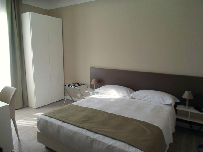 Bedroom 3, Hotel Regina Margherita, Imperia