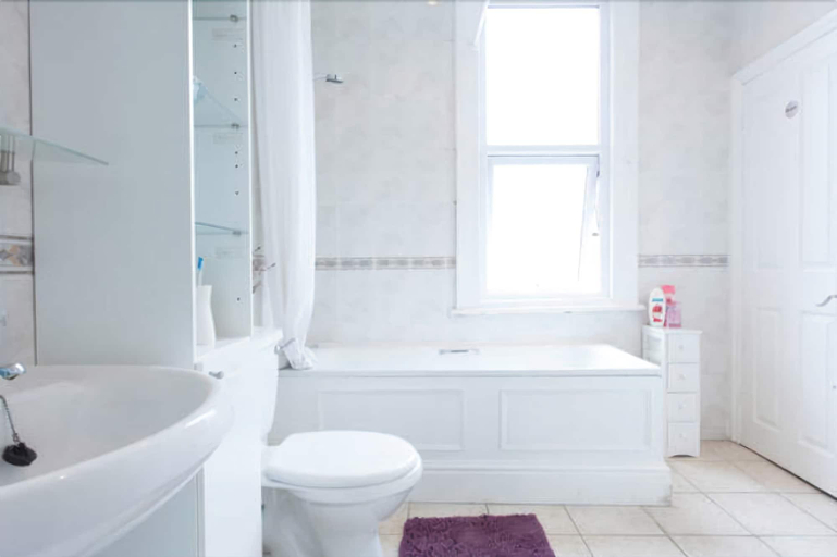 Bathroom 4, Home2Home-Rooms, London
