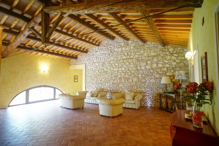 Public Area, Tenuta Albertini, Verona