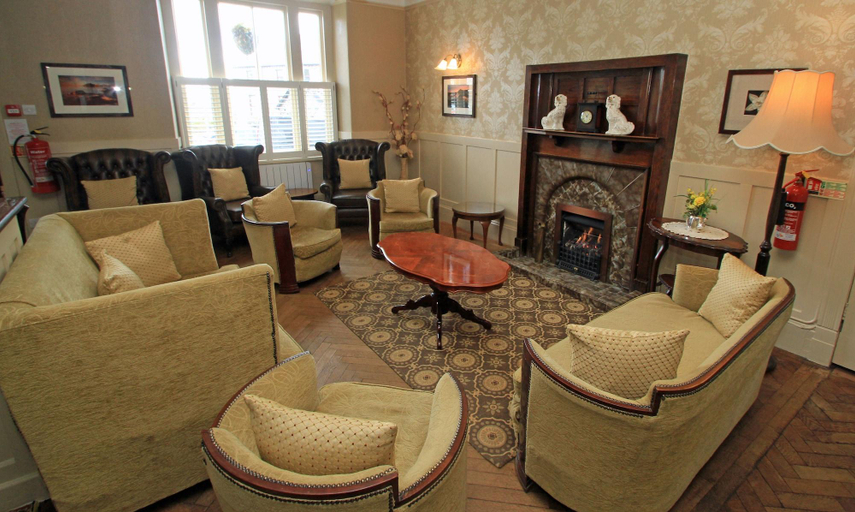 Public Area 2, Lion Hotel and Studio Apartments, Gwynedd