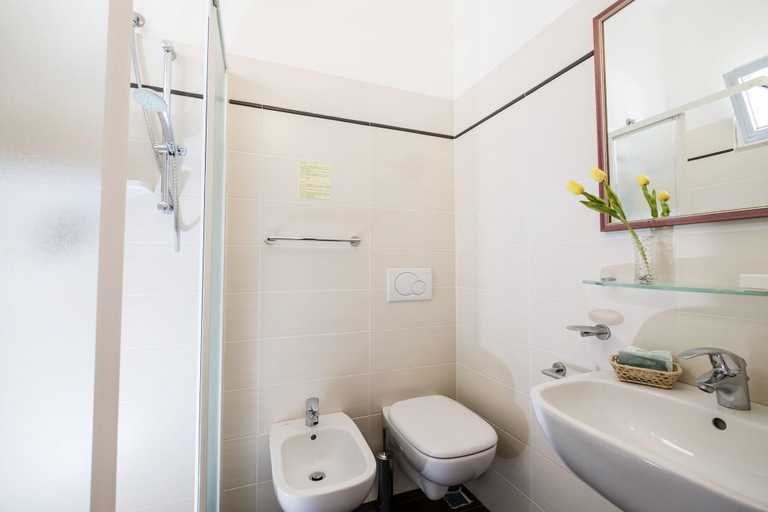 Bathroom 3, Hotel Belmar, Rimini