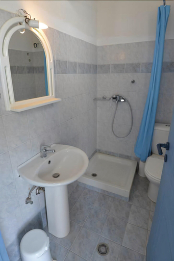 Bathroom 5, Maistrali, South Aegean