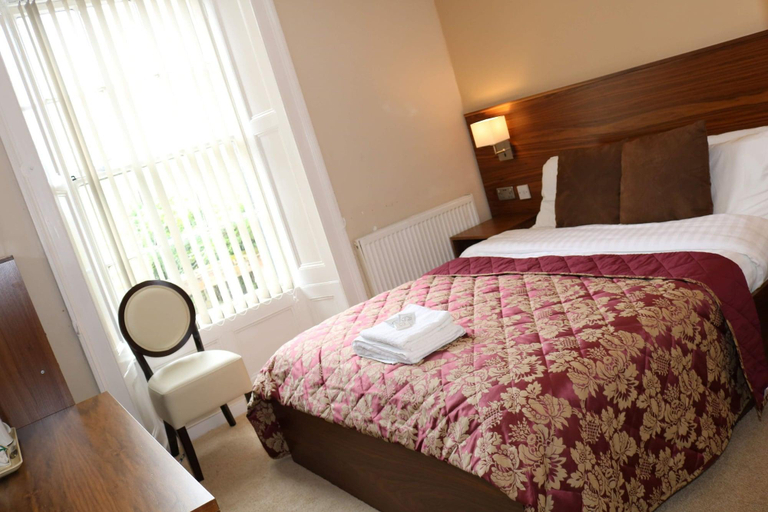Bedroom 3, Schooner Hotel, Northumberland