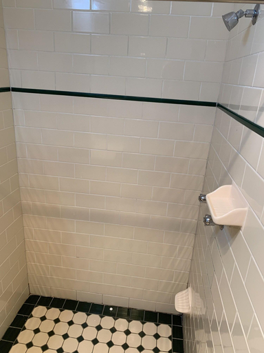 Bathroom 3, Central Motel, Longreach