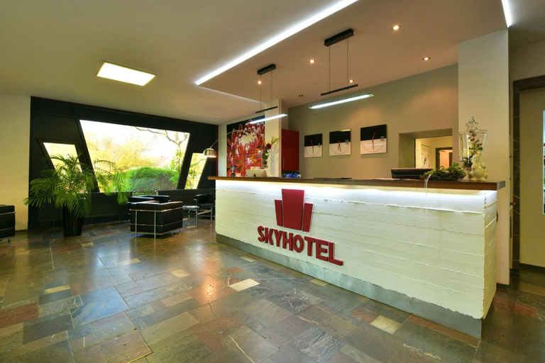 Public Area 2, SKYBASIC Merseburg, Saalekreis