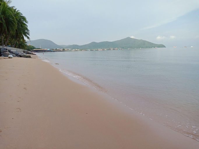 Baan Hai Bangsaray, Sattahip